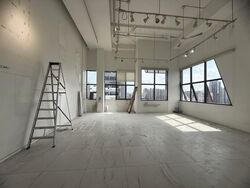 Ct Hub 2 (D12), Office #586605481